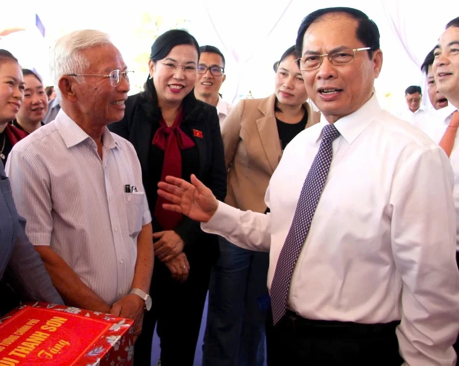 Khánh Hòa nêu nhiều kiến nghị sớm gỡ vướng cho hai dự án điện hạt nhân Khánh Hòa nêu nhiều kiến nghị sớm gỡ vướng cho hai dự án điện hạt nhân