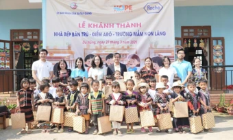 Khánh thành bếp ăn bán trú cho trẻ mầm non vùng cao