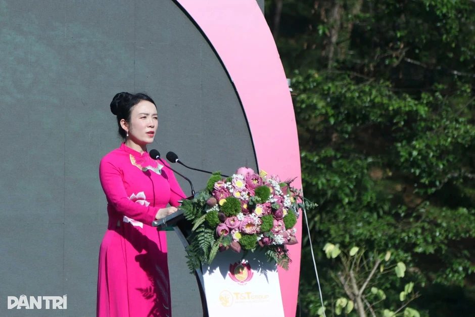 Khánh thành công trình thác 9 tầng tri ân thân mẫu Chủ tịch Hồ Chí Minh Khánh thành công trình thác 9 tầng tri ân thân mẫu Chủ tịch Hồ Chí Minh