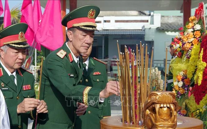 Khánh thành Khu tưởng niệm nơi thành lập Đội du kích Vũ Hùng Khánh thành Khu tưởng niệm nơi thành lập Đội du kích Vũ Hùng