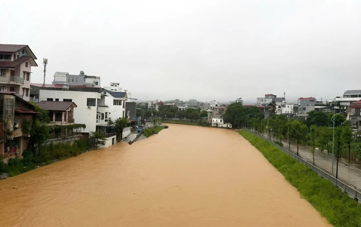 Khi nào miền Bắc giảm mưa?