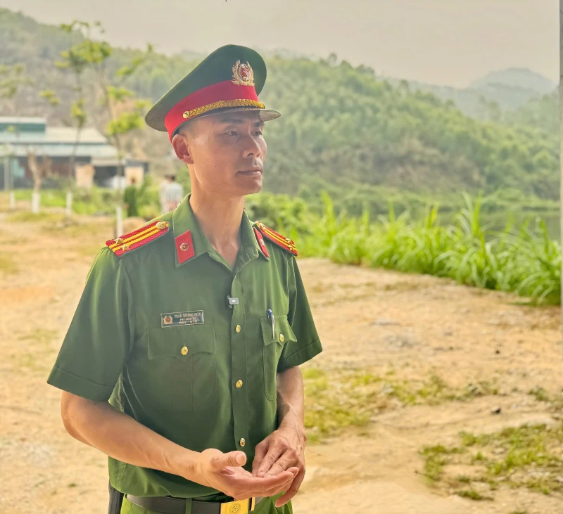 Khi quản lý bằng mệnh lệnh, cảm hoá bằng tình người Khi quản lý bằng mệnh lệnh, cảm hoá bằng tình người