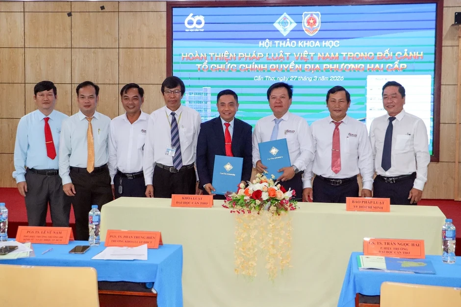 Khoa Luật, Đại học Cần Thơ ký kết biên bản ghi nhớ hợp tác với Báo Pháp Luật TP.HCM Khoa Luật, Đại học Cần Thơ ký kết biên bản ghi nhớ hợp tác với Báo Pháp Luật TP.HCM