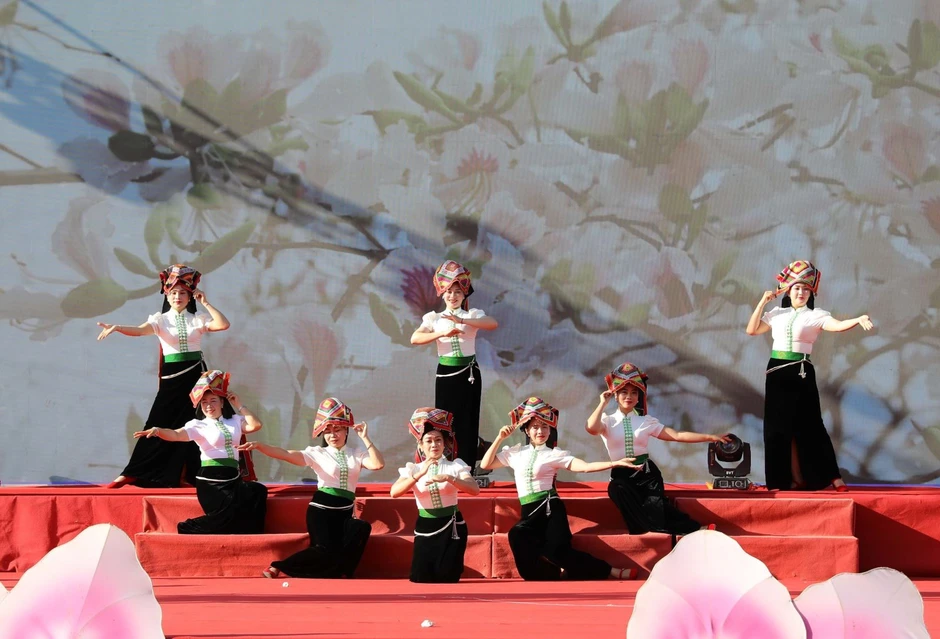 Khơi thông nguồn lực để phát triển văn hóa toàn diện Khơi thông nguồn lực để phát triển văn hóa toàn diện