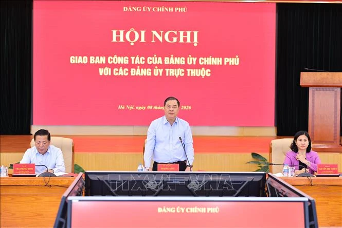 Khơi thông nguồn lực, thúc đẩy tăng trưởng gắn với xây dựng Đảng vững mạnh Khơi thông nguồn lực, thúc đẩy tăng trưởng gắn với xây dựng Đảng vững mạnh