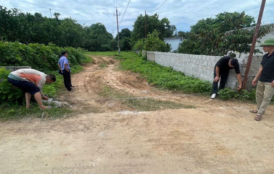 Khởi tố đối tượng giả danh nhà báo cưỡng đoạt tài sản Khởi tố đối tượng giả danh nhà báo cưỡng đoạt tài sản