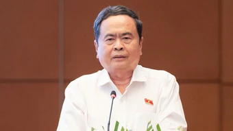 'Không để lồng ghép lợi ích nhóm khi làm luật'