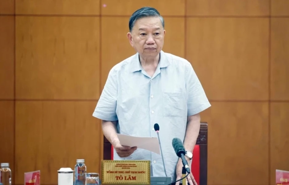 'Không xuất thô, khai thác đất hiếm bằng mọi giá' 'Không xuất thô, khai thác đất hiếm bằng mọi giá'