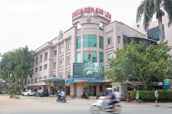Khu đất ‘vàng’ ở Hà Nội được phá dỡ lấy mặt bằng xây cao ốc 99 tầng Khu đất ‘vàng’ ở Hà Nội được phá dỡ lấy mặt bằng xây cao ốc 99 tầng