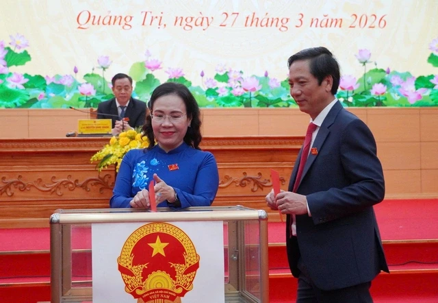 Kiện toàn nhân sự lãnh đạo chủ chốt tỉnh Quảng Trị Kiện toàn nhân sự lãnh đạo chủ chốt tỉnh Quảng Trị