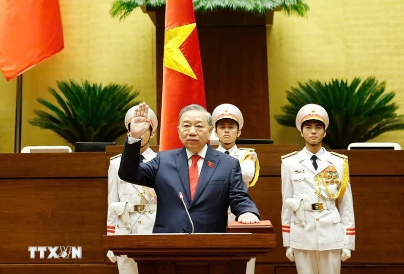 Kiện toàn tổ chức bộ máy và kỳ vọng chương mới rực rỡ của đất nước Kiện toàn tổ chức bộ máy và kỳ vọng chương mới rực rỡ của đất nước