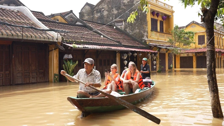 Kiến trúc và thích ứng trước thiên tai '100 năm có 1' có thể trở lại sau vài năm Kiến trúc và thích ứng trước thiên tai '100 năm có 1' có thể trở lại sau vài năm