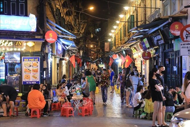 Kinh tế đêm thúc đẩy công nghiệp văn hóa Thủ đô phát triển Kinh tế đêm thúc đẩy công nghiệp văn hóa Thủ đô phát triển