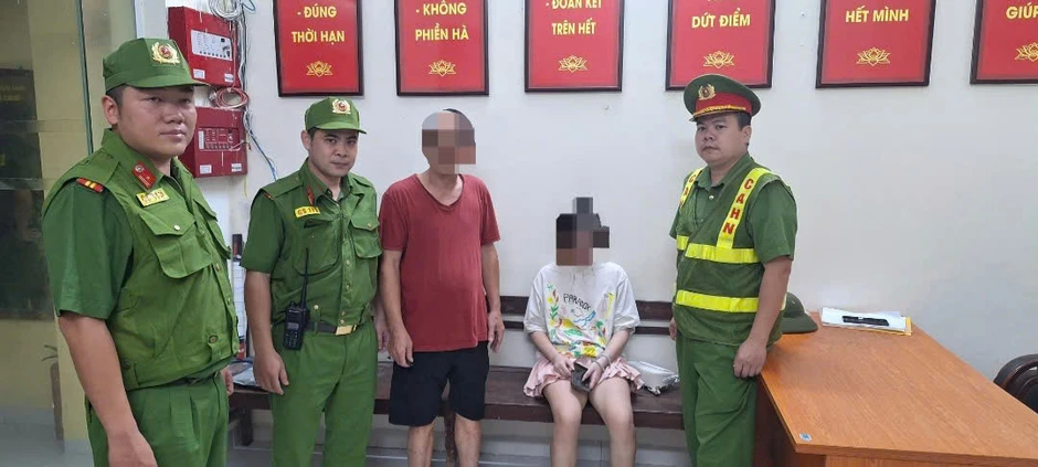 Kịp thời can ngăn người phụ nữ có ý định tiêu cực lúc nửa đêm ở Hà Nội Kịp thời can ngăn người phụ nữ có ý định tiêu cực lúc nửa đêm ở Hà Nội