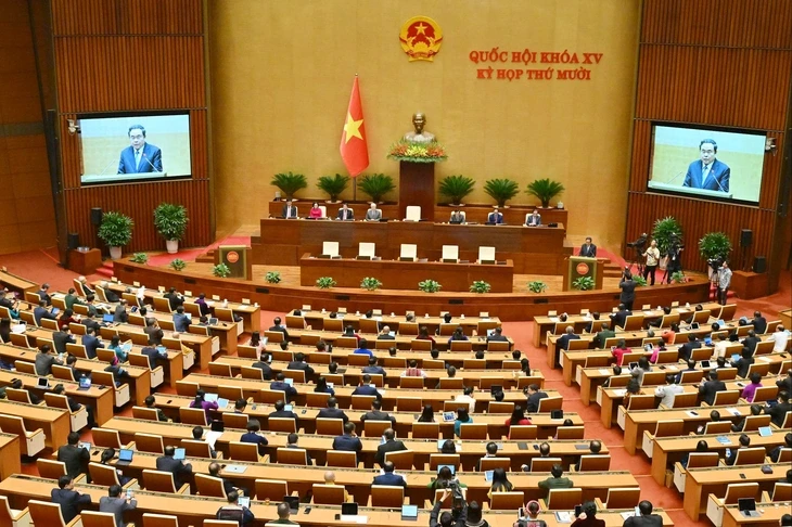Kỳ họp thứ nhất Quốc hội khóa XVI: Tạo nền tảng pháp lý vững chắc cho sự phát triển Kỳ họp thứ nhất Quốc hội khóa XVI: Tạo nền tảng pháp lý vững chắc cho sự phát triển