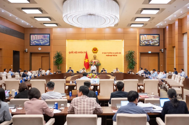 Kỳ họp thứ Nhất, Quốc hội khoá XVI: thực hiện công tác nhân sự, cho ý kiến, thông qua nhiều luật, nghị quyết Kỳ họp thứ Nhất, Quốc hội khoá XVI: thực hiện công tác nhân sự, cho ý kiến, thông qua nhiều luật, nghị quyết