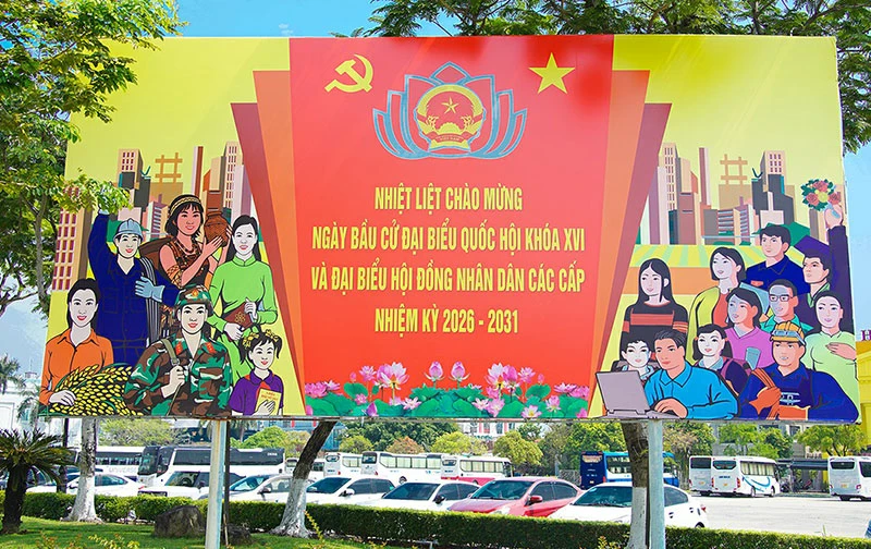 Lá phiếu vừa là quyền, vừa là trách nhiệm của công dân với đất nước Lá phiếu vừa là quyền, vừa là trách nhiệm của công dân với đất nước