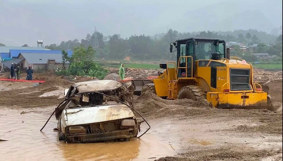 Lai Châu chạy đua tìm kiếm nạn nhân lũ quét Lai Châu chạy đua tìm kiếm nạn nhân lũ quét