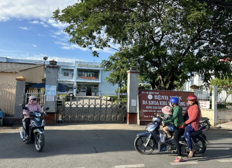 Lại xảy ra ngộ độc thực phẩm ở Đồng Tháp nghi do liên quan đến cơ sở bánh mì Hồng Ngọc 12 Lại xảy ra ngộ độc thực phẩm ở Đồng Tháp nghi do liên quan đến cơ sở bánh mì Hồng Ngọc 12