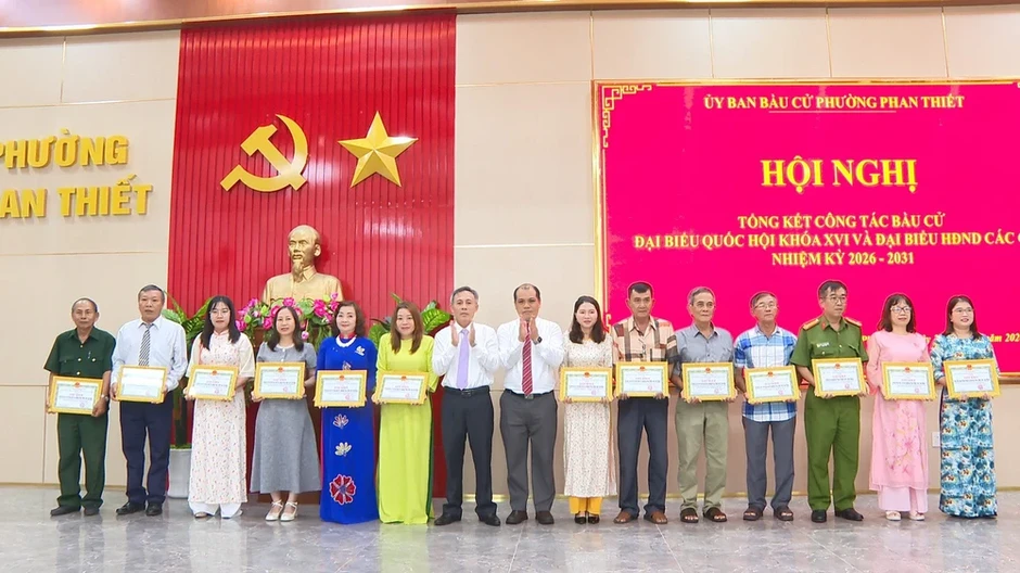 Lâm Đồng: Cấp xã thiếu 466 phó phòng, 76 trung tâm hành chính công chưa có giám đốc Lâm Đồng: Cấp xã thiếu 466 phó phòng, 76 trung tâm hành chính công chưa có giám đốc