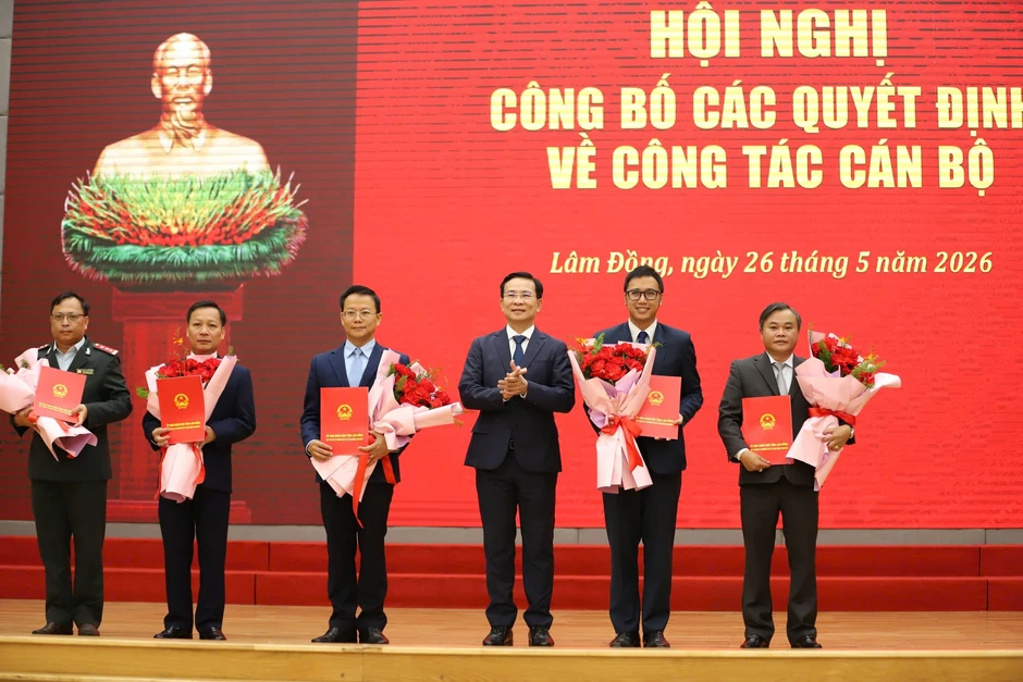 Lâm Đồng điều động, bổ nhiệm nhiều cán bộ chủ chốt Lâm Đồng điều động, bổ nhiệm nhiều cán bộ chủ chốt