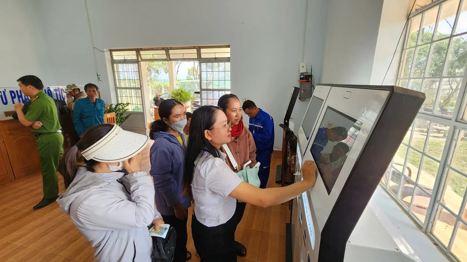 Lâm Đồng tạm dừng giải quyết việc điều động công chức ra ngoài tỉnh Lâm Đồng tạm dừng giải quyết việc điều động công chức ra ngoài tỉnh