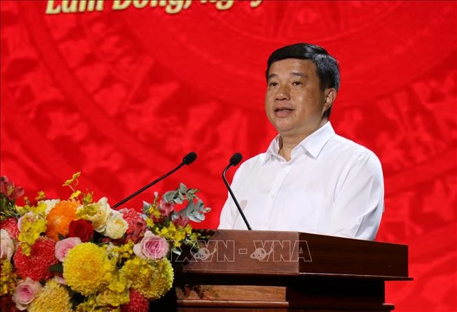 Lâm Đồng xây dựng đội ngũ cán bộ cơ sở đáp ứng yêu cầu tình hình mới Lâm Đồng xây dựng đội ngũ cán bộ cơ sở đáp ứng yêu cầu tình hình mới