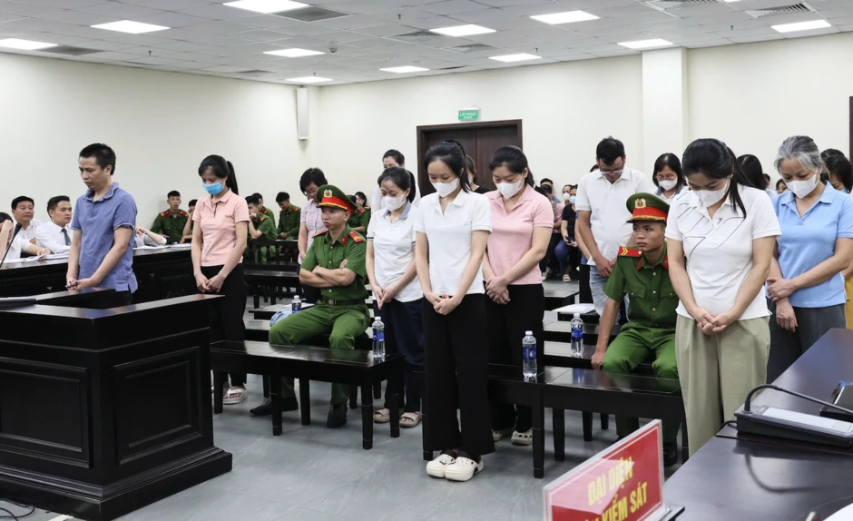 Làm giả sản phẩm bảo vệ sức khỏe, vợ chồng giám đốc Herbitech lĩnh gần 40 năm tù Làm giả sản phẩm bảo vệ sức khỏe, vợ chồng giám đốc Herbitech lĩnh gần 40 năm tù