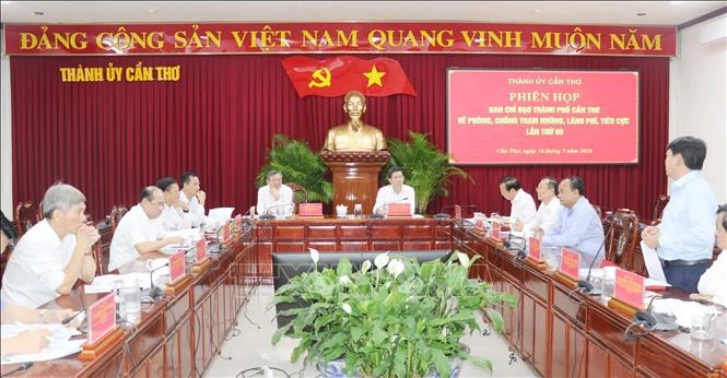Làm rõ trách nhiệm của tập thể, cá nhân để trụ sở, nhà, đất dôi dư tồn đọng kéo dài