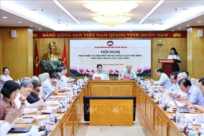 Làm rõ vai trò của MTTQ, các tổ chức thành viên trong phổ biến, giáo dục pháp luật Làm rõ vai trò của MTTQ, các tổ chức thành viên trong phổ biến, giáo dục pháp luật