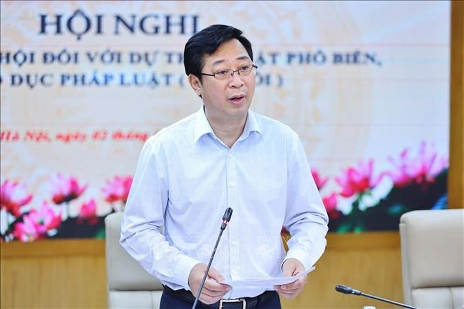 Làm rõ vai trò của MTTQ, các tổ chức thành viên trong phổ biến, giáo dục pháp luật Làm rõ vai trò của MTTQ, các tổ chức thành viên trong phổ biến, giáo dục pháp luật