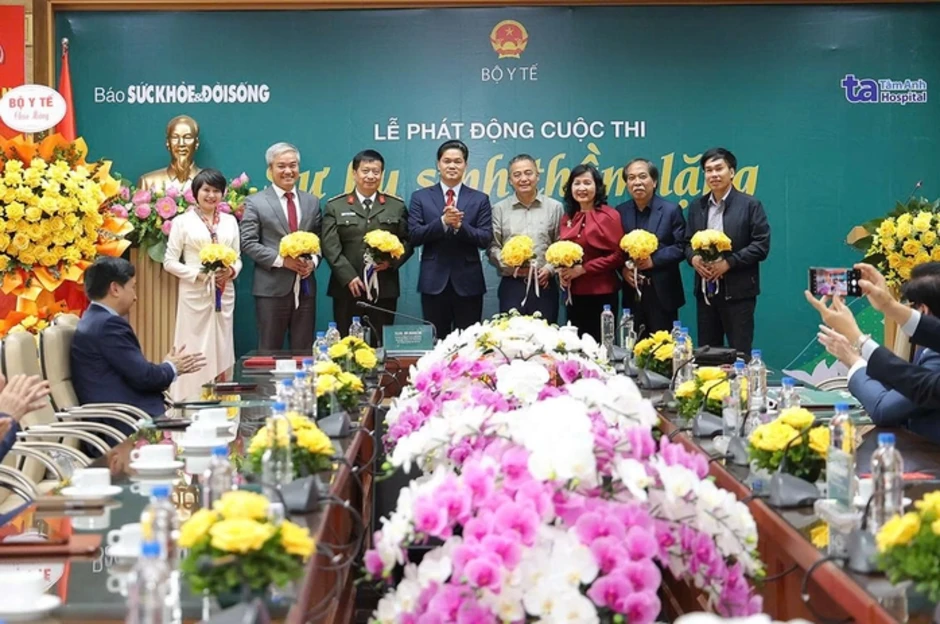 Lan tỏa câu chuyện về y đức qua cuộc thi “Sự hy sinh thầm lặng” Lan tỏa câu chuyện về y đức qua cuộc thi “Sự hy sinh thầm lặng”