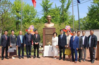Lan tỏa giá trị tư tưởng Hồ Chí Minh tới bạn bè quốc tế tại Hàn Quốc