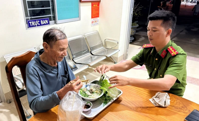 Lan tỏa hình ảnh đẹp về Công an cơ sở gắn với phong trào “Ba nhất” ở Tây Ninh