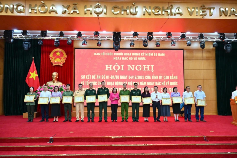 Lan tỏa ý nghĩa lịch sử từ chuỗi hoạt động kỷ niệm 85 năm Ngày Bác Hồ về nước Lan tỏa ý nghĩa lịch sử từ chuỗi hoạt động kỷ niệm 85 năm Ngày Bác Hồ về nước