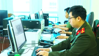 Lặng thầm phía sau những chiến công