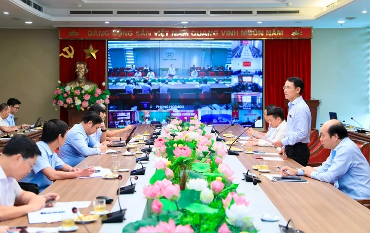 Lãnh đạo Hà Nội: Người dân đã đồng thuận nhường đất, nhường nhà thì phải sử dụng hiệu quả quỹ đất Lãnh đạo Hà Nội: Người dân đã đồng thuận nhường đất, nhường nhà thì phải sử dụng hiệu quả quỹ đất