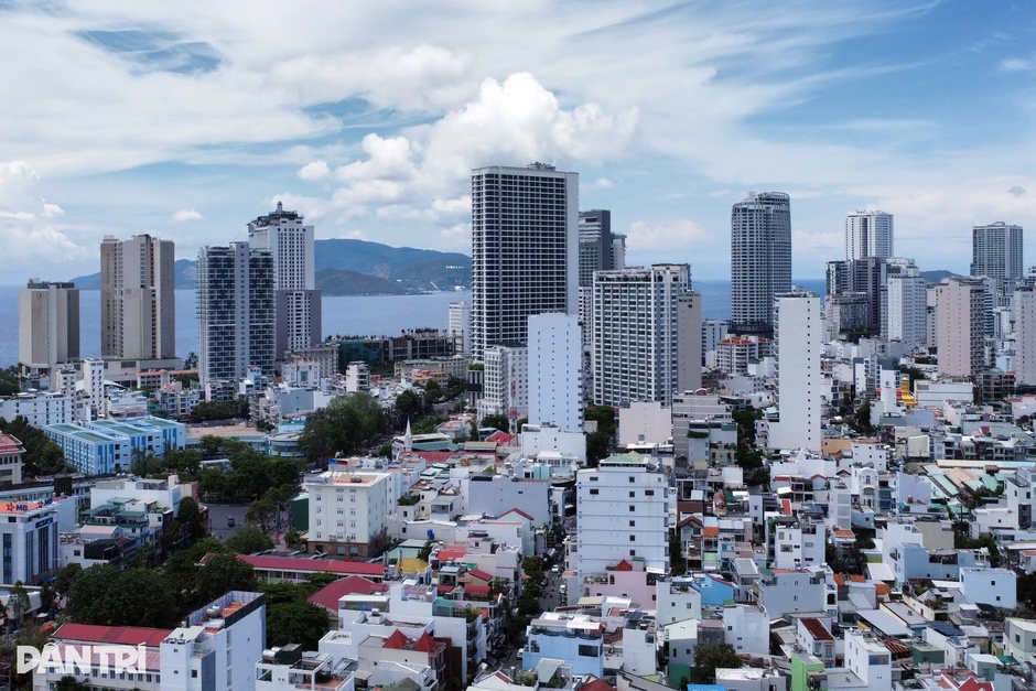 Lãnh đạo Khánh Hòa ra “tối hậu thư” về án hành chính Lãnh đạo Khánh Hòa ra “tối hậu thư” về án hành chính