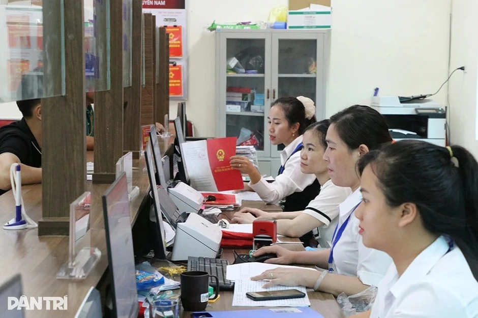 Lãnh đạo, quản lý có thể bị cách chức nếu gây lãng phí trên 75 triệu đồng Lãnh đạo, quản lý có thể bị cách chức nếu gây lãng phí trên 75 triệu đồng