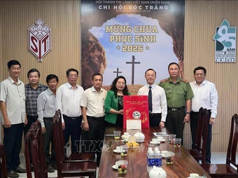 Lãnh đạo TP Cần Thơ thăm, chúc mừng Lễ Phục sinh tại các cơ sở tôn giáo