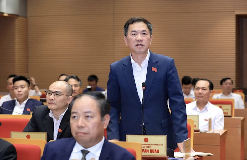 Lãnh đạo TP Hà Nội trả lời về lo ngại xây sân bay thứ 2 chiếm diện tích đất lớn Lãnh đạo TP Hà Nội trả lời về lo ngại xây sân bay thứ 2 chiếm diện tích đất lớn