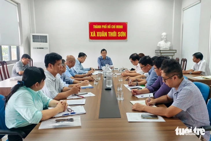Lắp thêm camera giám sát xả rác, lấn chiếm lòng lề đường quanh chợ đầu mối Hóc Môn
