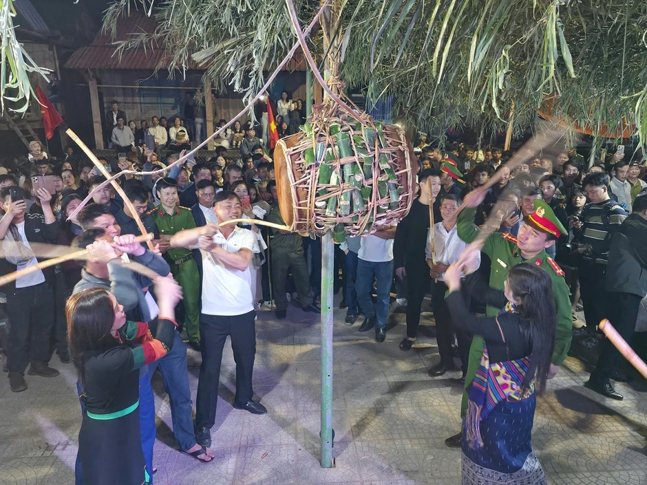 Lễ hội đập trống Ma Coong: Cầu mùa, kết duyên trong đêm trăng tháng Giêng Lễ hội đập trống Ma Coong: Cầu mùa, kết duyên trong đêm trăng tháng Giêng