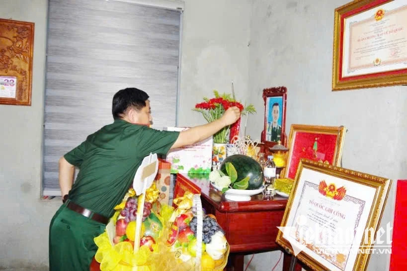 Liệt sĩ giữa thời bình: Đại đội trưởng 27 tuổi nằm lại giữa tâm bão Liệt sĩ giữa thời bình: Đại đội trưởng 27 tuổi nằm lại giữa tâm bão