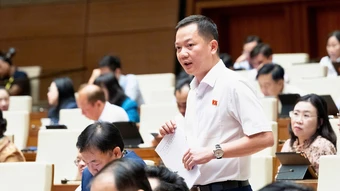Lo ngại khoảng trống pháp lý nếu bỏ điều kiện kinh doanh UAV