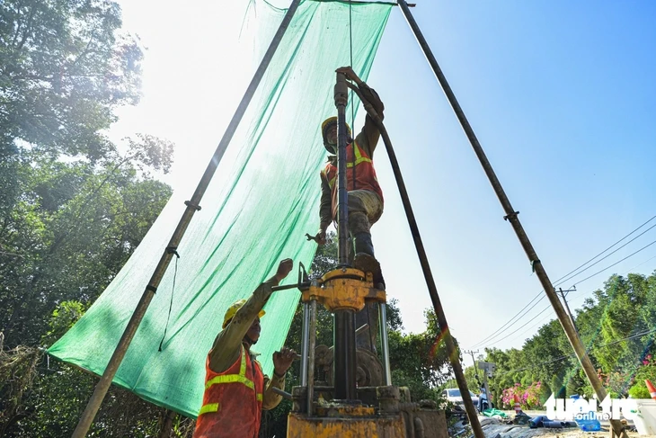 Loạt công trình cấp bách, chiến lược: Bệ phóng đưa TP.HCM tăng trưởng hai con số Loạt công trình cấp bách, chiến lược: Bệ phóng đưa TP.HCM tăng trưởng hai con số