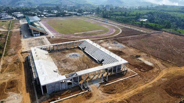 Loạt dự án tiền tỉ "đắp chiếu" ở Đà Nẵng: Xã gặp khó Loạt dự án tiền tỉ "đắp chiếu" ở Đà Nẵng: Xã gặp khó