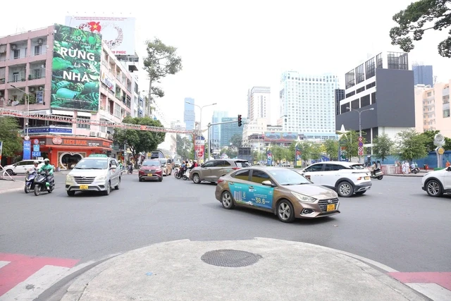Loạt tuyến đường ở TPHCM được điều chỉnh giao thông trong 6 ngày Loạt tuyến đường ở TPHCM được điều chỉnh giao thông trong 6 ngày