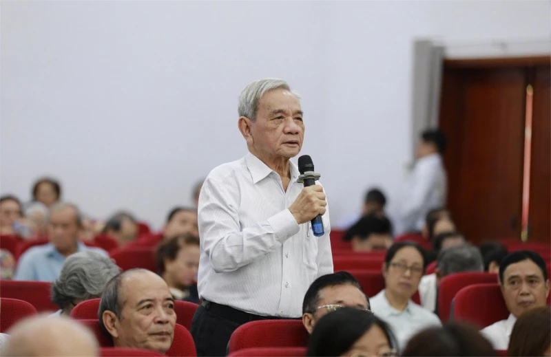 Loạt vấn đề nóng được cử tri phản ánh trước kỳ họp HĐND TP Hồ Chí Minh Loạt vấn đề nóng được cử tri phản ánh trước kỳ họp HĐND TP Hồ Chí Minh