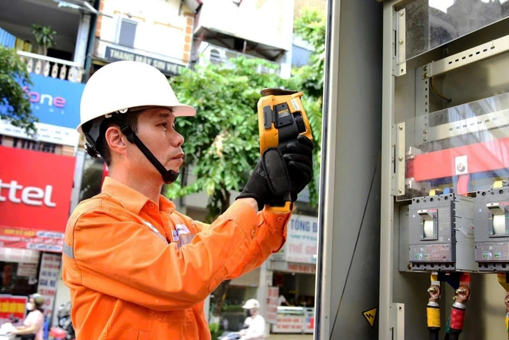 Lợi nhuận lớn, EVN hết lỗ lũy kế: Vì sao công ty mẹ vẫn lỗ? Lợi nhuận lớn, EVN hết lỗ lũy kế: Vì sao công ty mẹ vẫn lỗ?